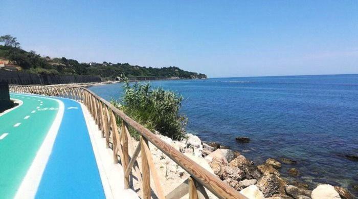 B&B La Dimora Di Tommaso Apartment - Dimora Storica Bike Friendly Ортона Екстериор снимка
