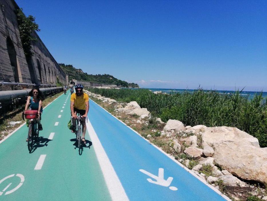 B&B La Dimora Di Tommaso Apartment - Dimora Storica Bike Friendly Ортона Екстериор снимка